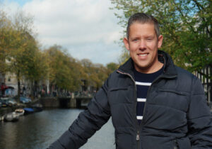 travel agent -Thomas-van-den-Brink