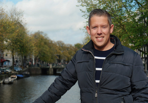 travel agent -Thomas-van-den-Brink
